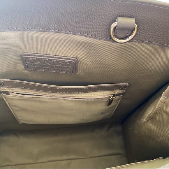 Danier Leather Shoulder Bag - Picture 7 of 8